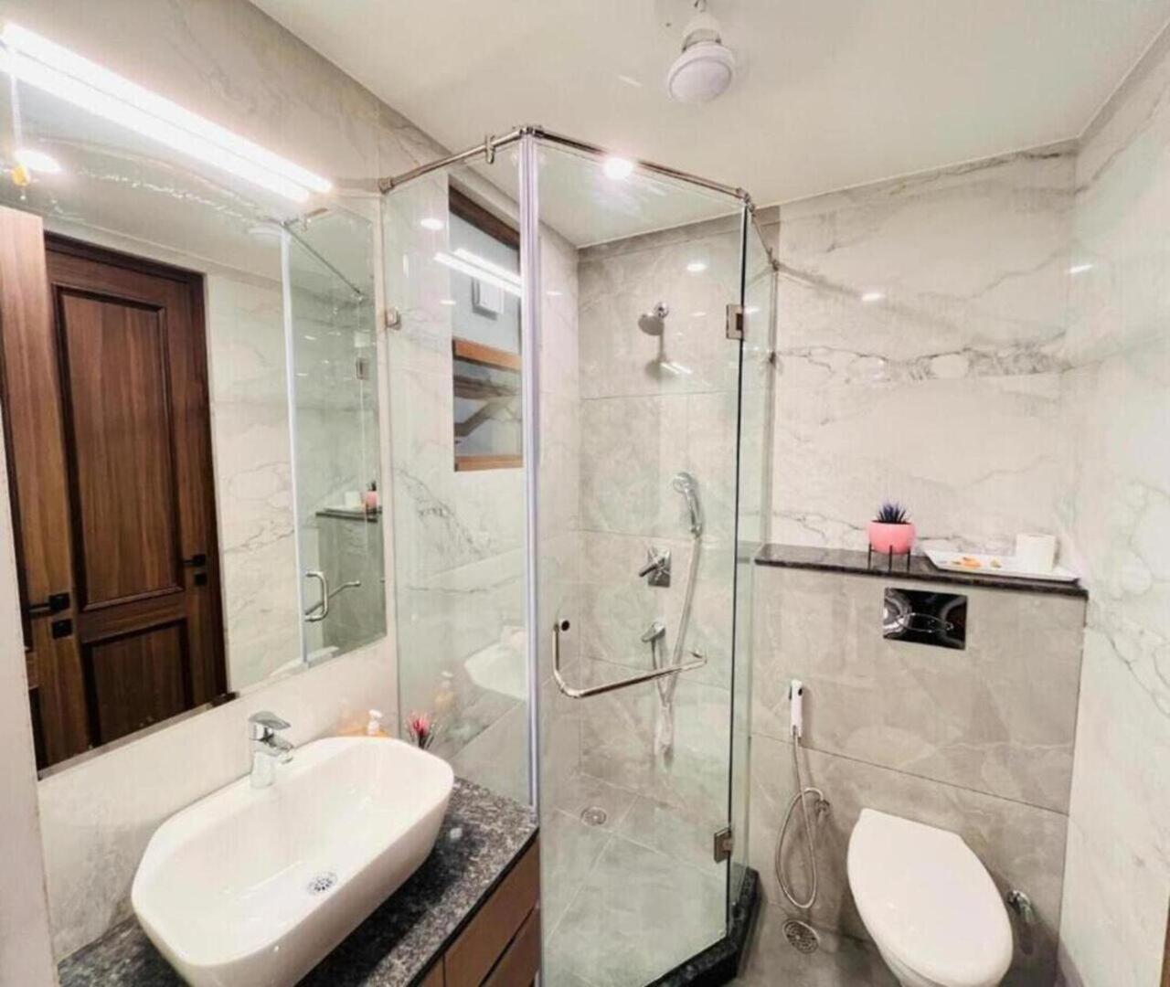 Grove Residency Hauz Khas New Delhi Couple Friendly Hotel Exterior foto