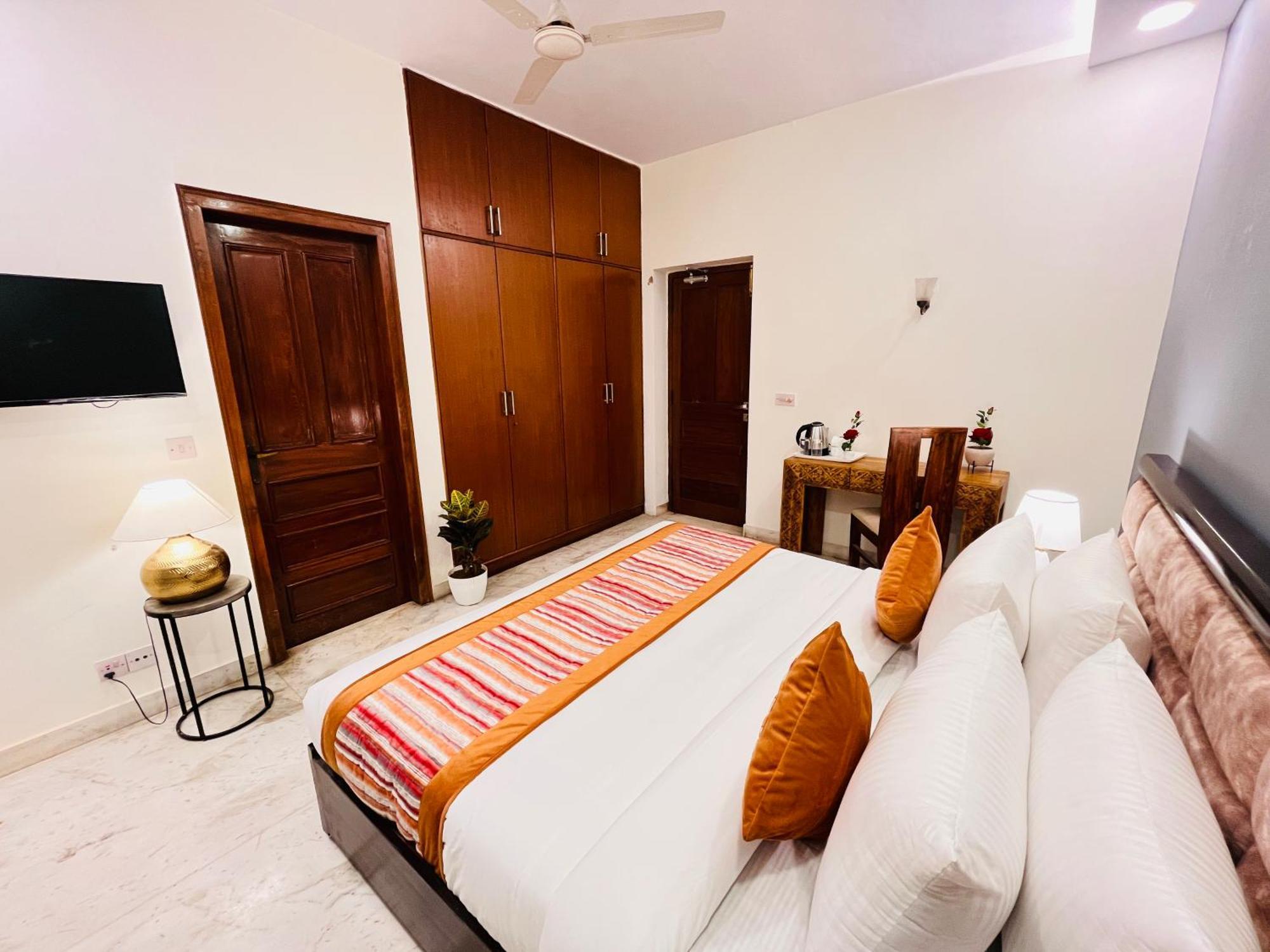 Grove Residency Hauz Khas New Delhi Couple Friendly Hotel Exterior foto