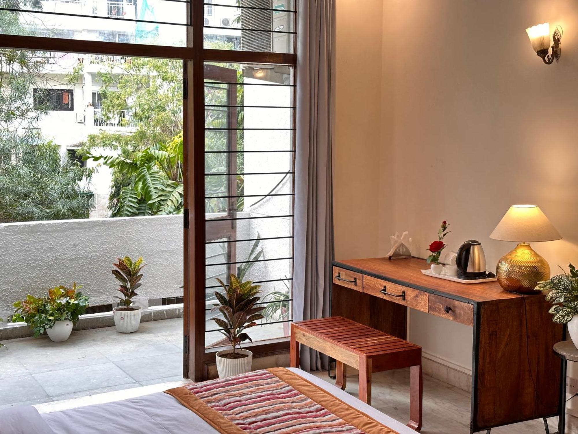 Grove Residency Hauz Khas New Delhi Couple Friendly Hotel Exterior foto